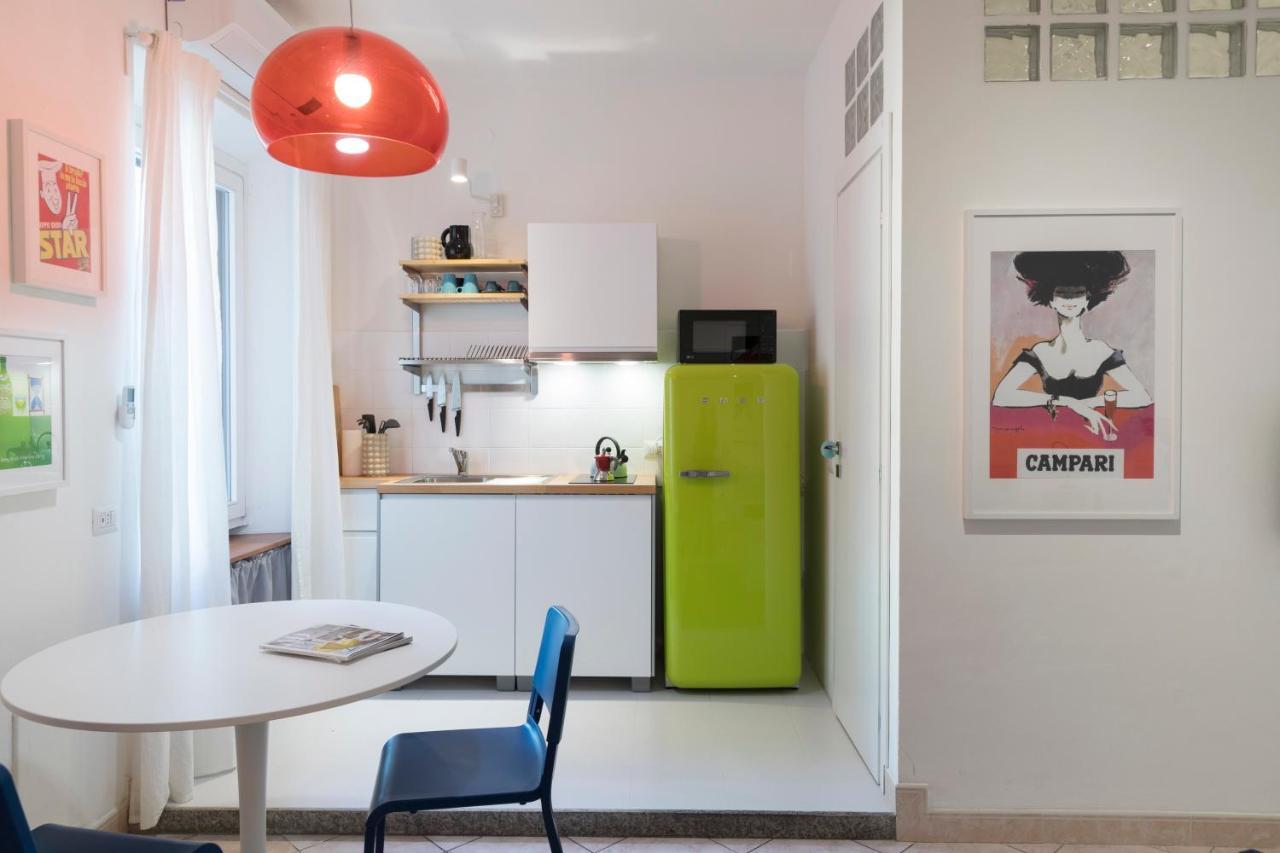 Xenia Apartments - Stylish Colorful Apt- Upbeat & Well-Connected Area Мілан Екстер'єр фото